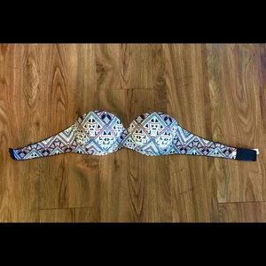 Victoria’s Secret Strapless Pushup Bra
